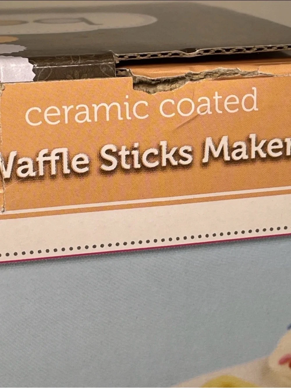Baby Cakes Yellow Mini Nonstick Coated Waffle Stick Maker Model WMM-401 New